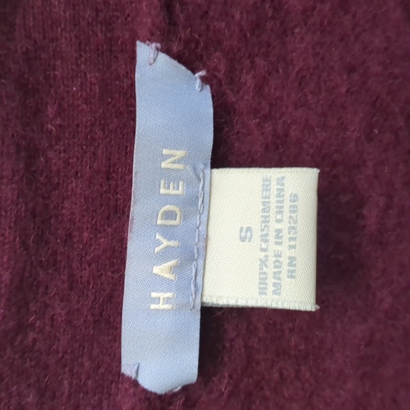 Hayden maroon 100% cashmere cardgan size small - Picture 3 of 5